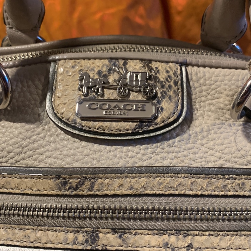 COACH MADISON SOPHIA PURSE IVORY CREAM WITH SNAKE PYTHON PRINT TRIM - Picture 2 of 14